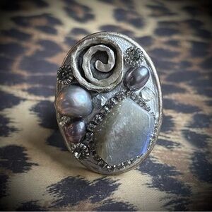 Vintage Michal Golan Multi Stone Labradorite Pearl Crystal Adjustable Brass ring